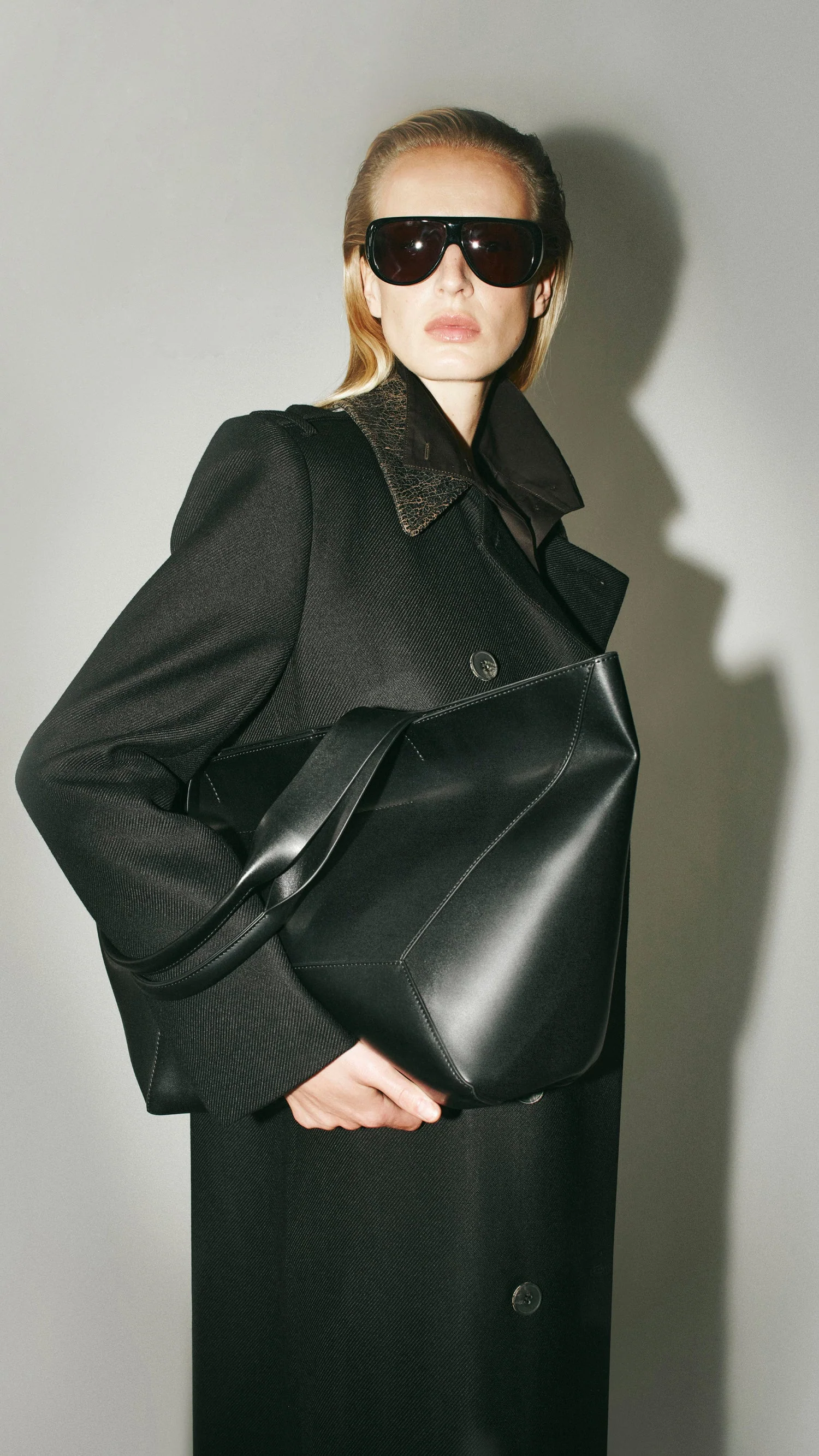 Ezra Tote - Image 3